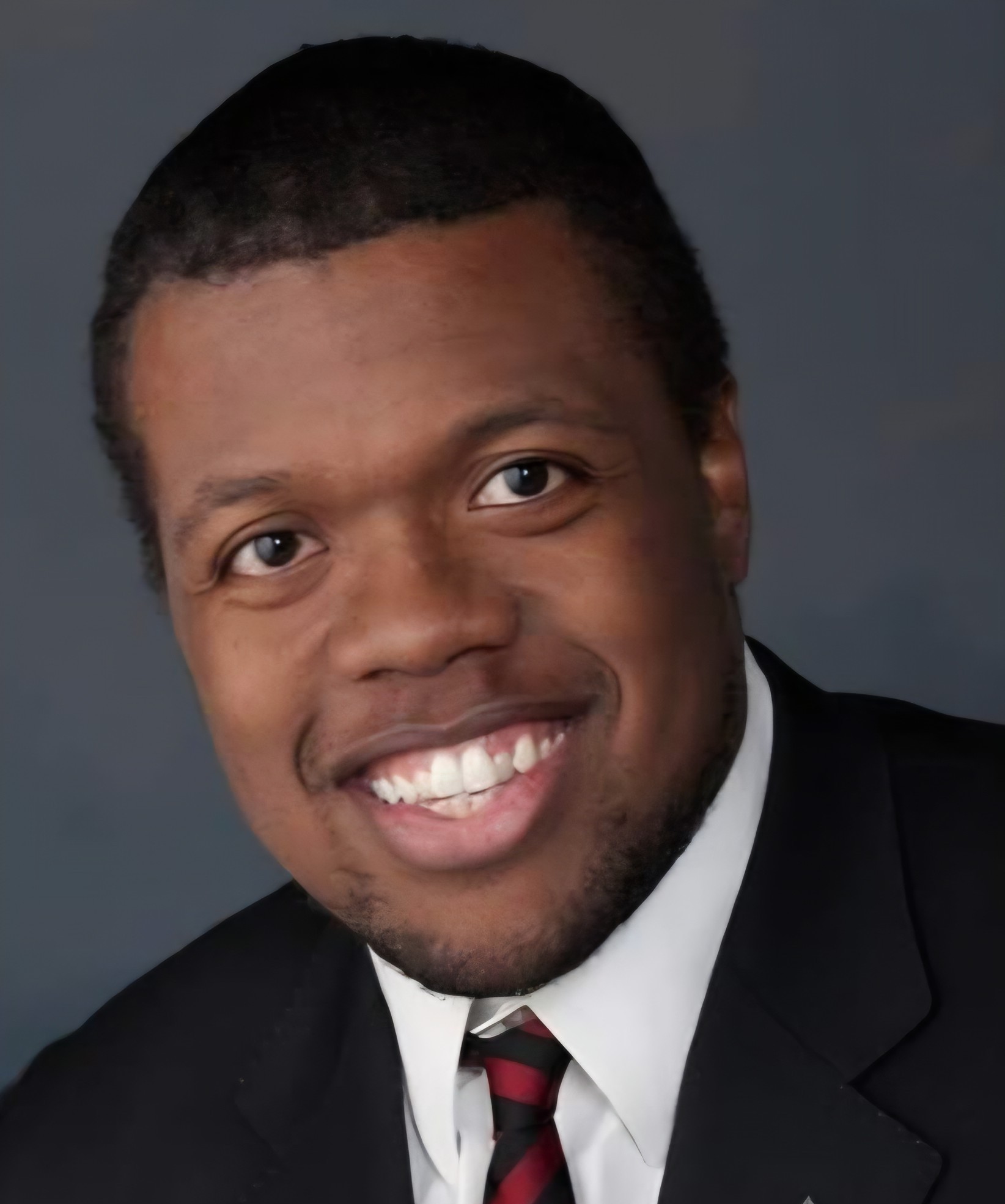 Dr Brown Headshot New